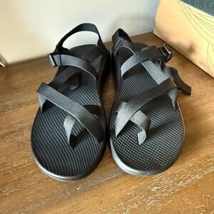 NWT Chaco Men’s Z2 Classic Black Outdoor Hiking Sandals- Size 13M